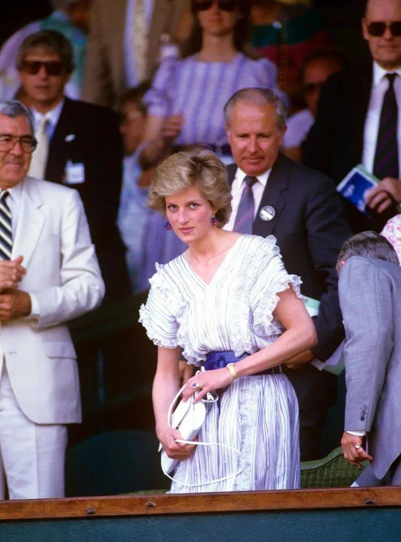 系列几乎保 系列几乎保